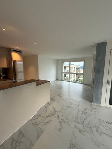 Exclusive 3.5-room apartment in the attic in the owner's standard - Photo 5