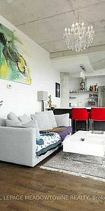 Furnished 2 Bedroom, 2 Bathroom Sub-Penthouse - The Fashion House - Photo 4