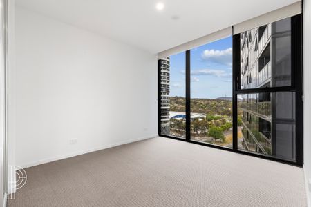 Modern 2-bedroom apartment at Dusk - Photo 2