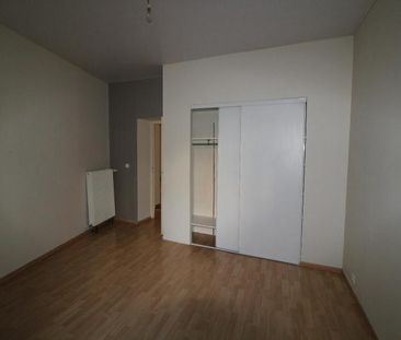 Location Appartement 4 pièces 77m² MILLAU 12100 - Photo 1