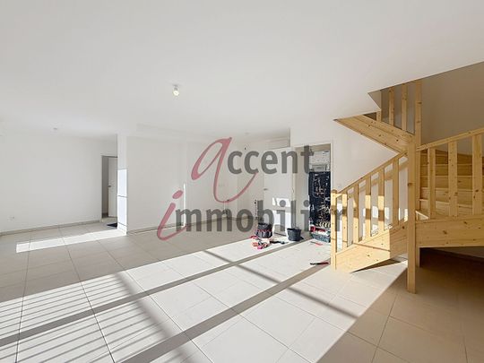 Maison St Etienne Du Gres 4 pièce(s), - Photo 1