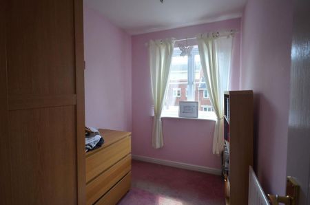 3 bedroom detached house to rent - Photo 4