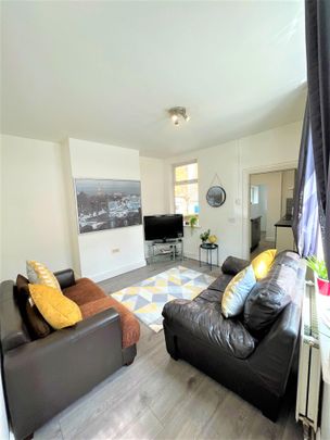 32 Howe Street - Photo 1