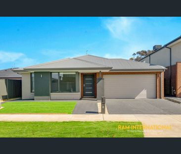 28 Muckleford Street, Eynesbury, Vic 3338 - Photo 3