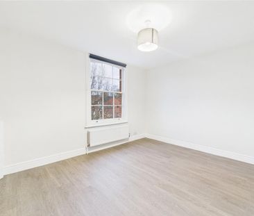 2 bedroom maisonette to rent - Photo 6