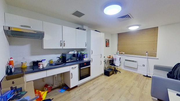 Studio to rent - Photo 1