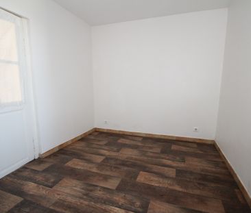 Location Appartement 2 pièces 35m² CERCY LA TOUR 58340 - Photo 3