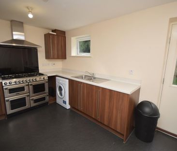 4 bedroom house to rent - Photo 1