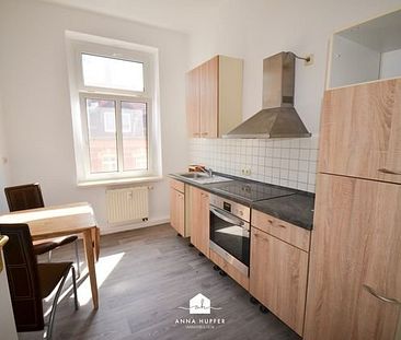 Günstige 2-Raum-Wohnung mit Einbauküche - Photo 3