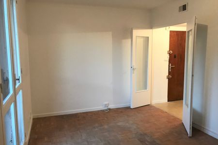 Aix en Provence Sud - Résidence Saint-Benoit - Type 3 avec - Photo 3