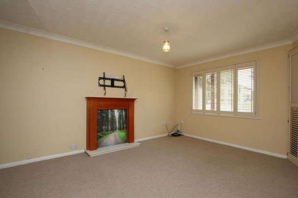 4 bedroom detached house to rent - Photo 1
