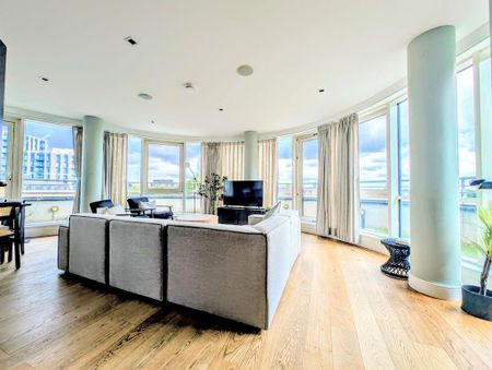 3 bedroom flat to rent - Photo 3