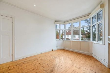 3 bedroom flat to rent - Photo 2