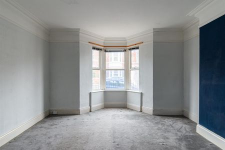 Wingrove Avenue, Fenham, Newcastle Upon Tyne - Photo 5