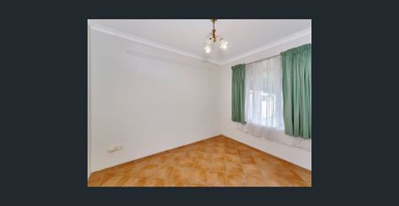 Stylish Low-Maintenance Living Near the CBD! - Photo 2