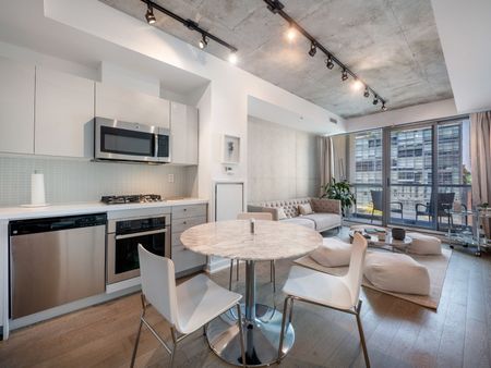 For Lease - 39 Brant Street Unit# 406, Toronto, Ontario - Photo 4
