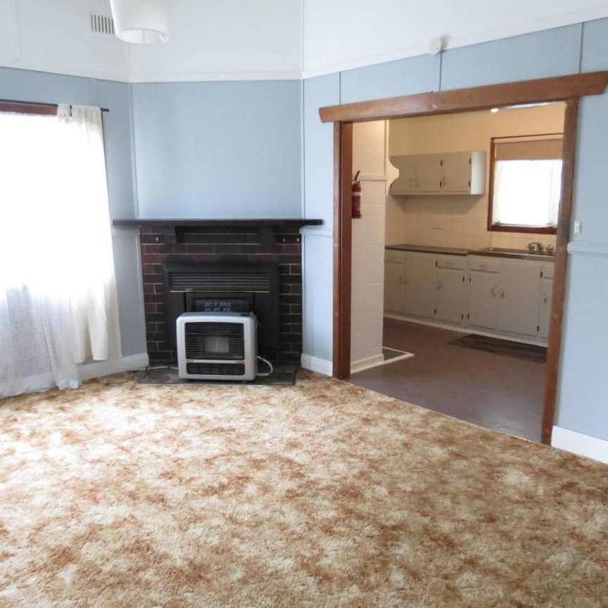 Qaint Two Bedder - Photo 1