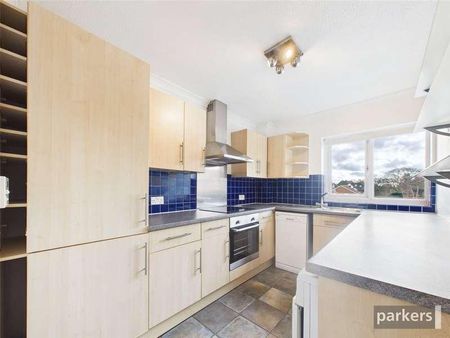 Bexley Court, Reading, Berkshire, RG30 - Photo 2