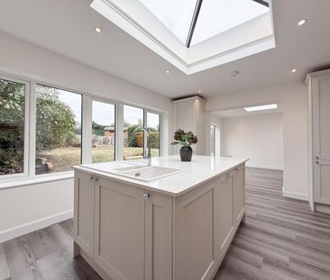 Alderton, Nr Tewkesbury GL20 8NL - Photo 1