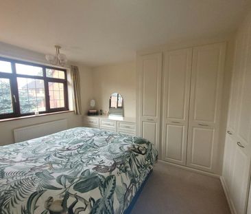 Semi-detached house to rent on - Photo 6