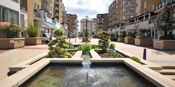 Riverside West, Smugglers Way, SW18 - Photo 3