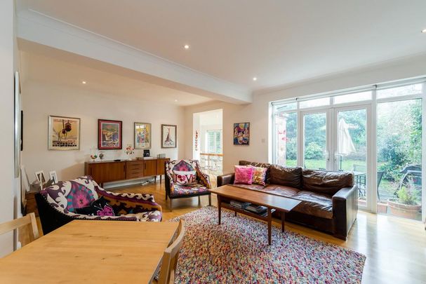 6 bedroom semi-detached house to rent - Photo 1