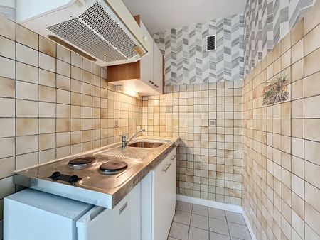 Location Appartement 1 pièce 26m² ST LO 50000 - Photo 3