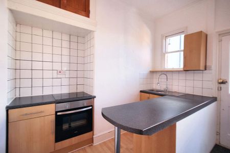 1 bedroom property to rent - Photo 5