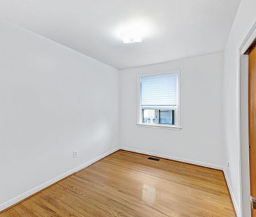 For Lease - 79 Combermere Drive, Toronto, Ontario - Photo 5