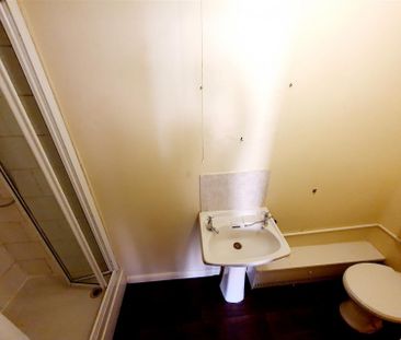 1 Bedroom Flat to Rent in Newland Street, Kettering, Northants, NN16 - Photo 5