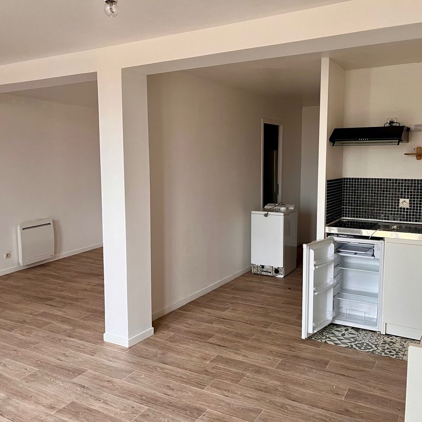 Location Appartement 1 pièce 41m² ANGOULEME 16000 - Photo 1