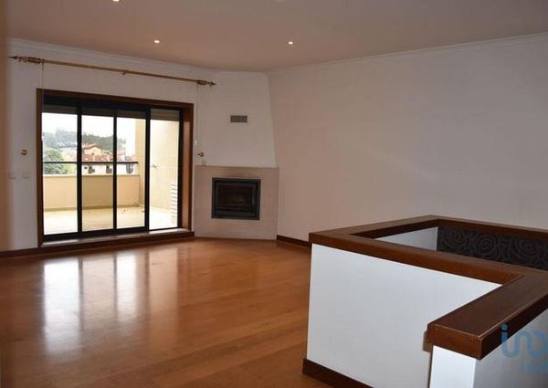 Apartamento T5 em Coimbra
