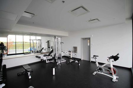 Bellevue MTL 1 - Photo 5