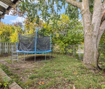 For Lease - 9 Glacier Street, Barrhaven, Ontario - Photo 3