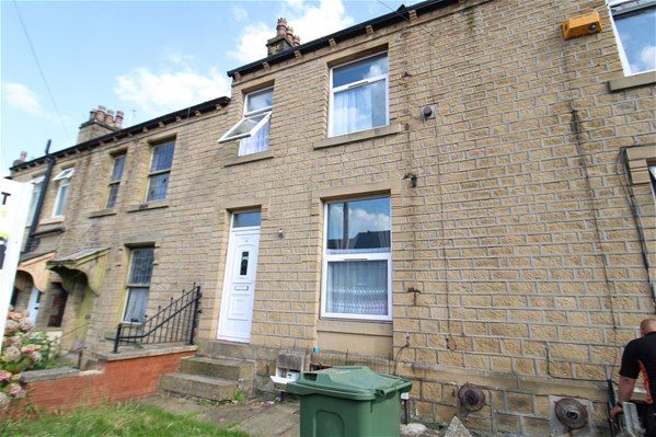 Crosland Road, Thornton Lodge, Huddersfield - Photo 1