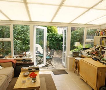 3 bedroom terraced house to rent - Photo 1