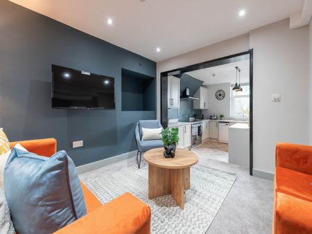 Westover Road (Room 4), Bramley, Leeds - Photo 3