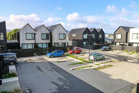 Petone Townhouse - Photo 5