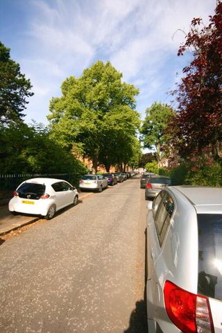 Apt 1, 16 College Gardens, Belfast, BT9 6BQ - Photo 3