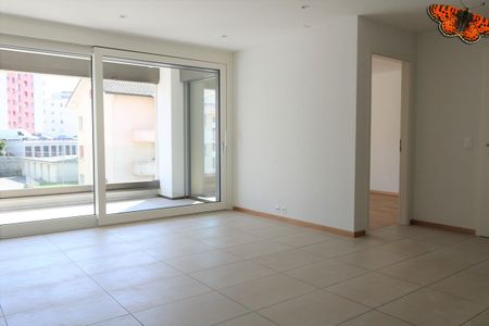 2 ½ PIÈCES AVEC BALCON SUD - Proche de la gare ! - Foto 2