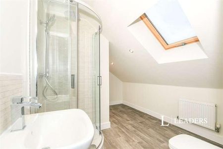 Bluebell Road, Quadring, Spalding, PE11 - Photo 4