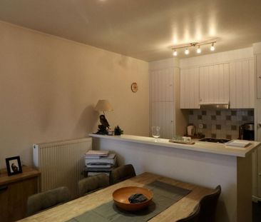 Gelijkvloers app. te huur in Mariakerke voor € 895 met 1 slaapkamer - Photo 5