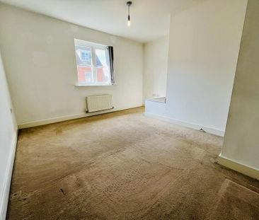 2 bedroom semi-detached house to rent - Photo 3