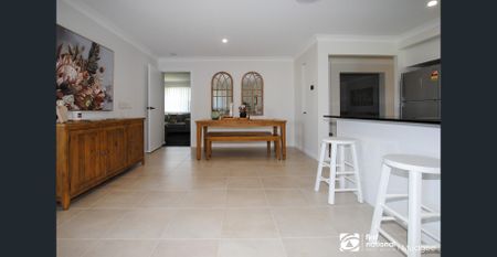 Modern, Fully Furnished Family Home with Space, Style & Comfort - Photo 5