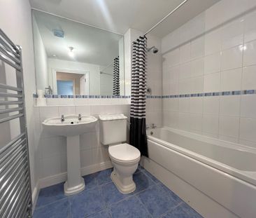 2 bedroom apartment to rent - Photo 3