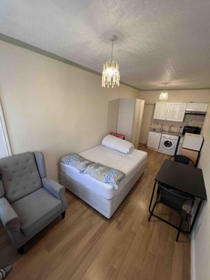 1 bed studio to rent Kingshill Drive, Harrow HA3 - Photo 1