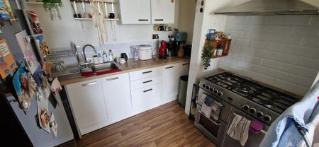 1 bedroom flat to rent - Photo 3
