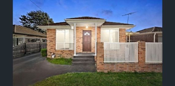 1/9 Harlington Street, 3168, Clayton Vic - Photo 2