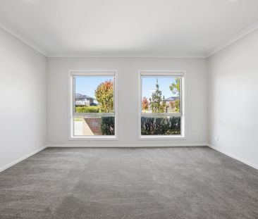 Elevated family living with space, style, and flexibility in Googong - Photo 5