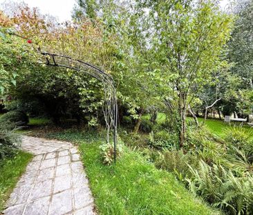 East Holcombe, Shillingford - Photo 2
